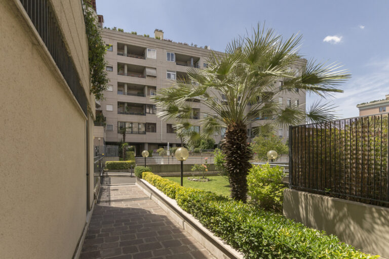 CORTILE 1