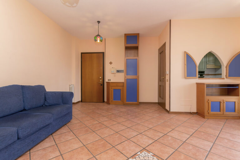 SALONE 1