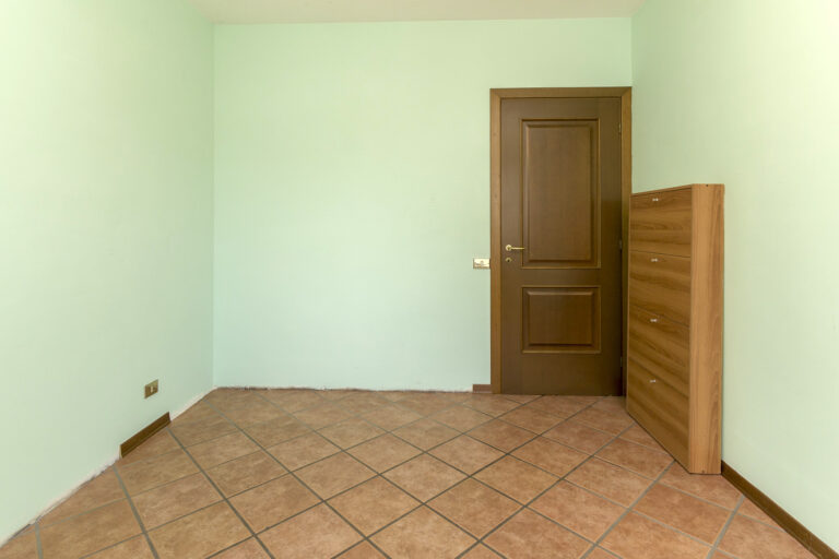 SECONDA CAMERA 2